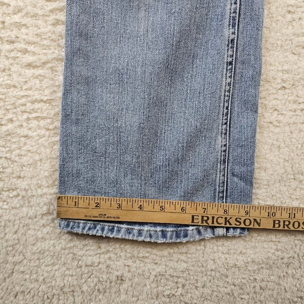 Jones Sport‎ Jeans Women's Size 6 Blue Denim Light Wash Wide Flare Leg Mom Stone